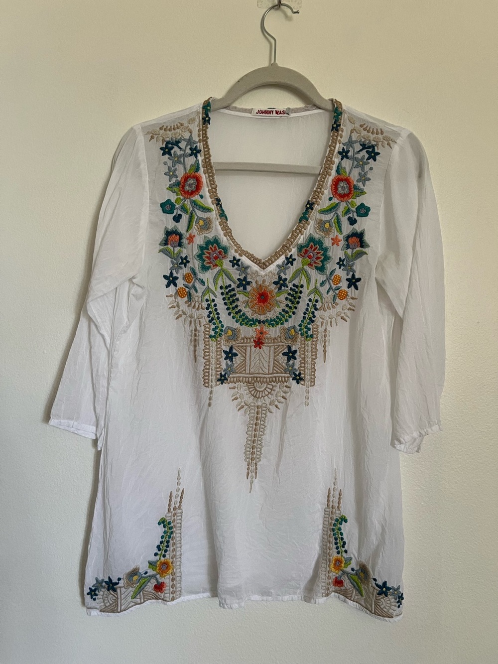 Johnny Was White Tunic with Multicolor Floral Embroidery, size XS